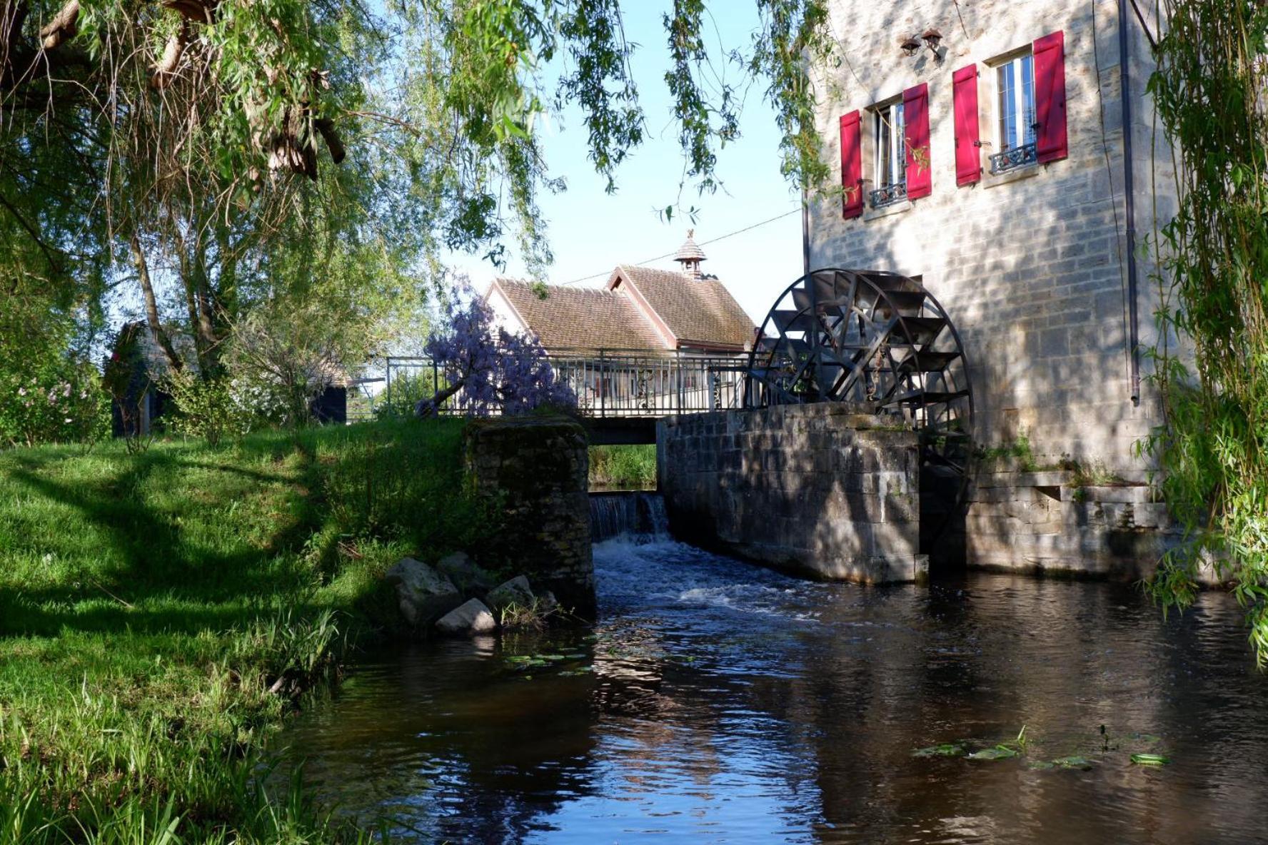 Charenton-du-Cher Moulin De Petoulle酒店 外观 照片