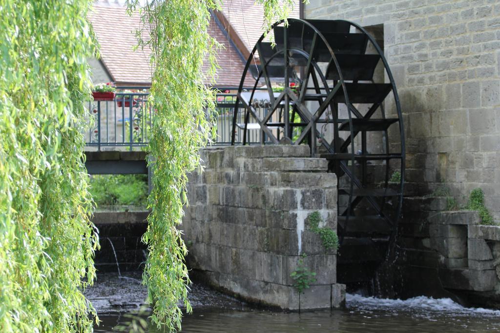 Charenton-du-Cher Moulin De Petoulle酒店 外观 照片
